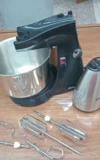 همزن برقی