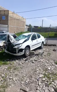 مزایده پژو ۲۰۶  اس دی مدل ۹۶ v8 تصادفی