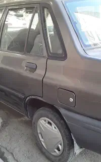 پراید ۸۵ بی رنگ