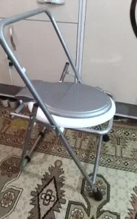 توالت نو واستفاده نشده تا شو متحرک
