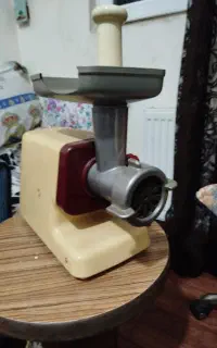 چرخ گوشت قدیمی اصل