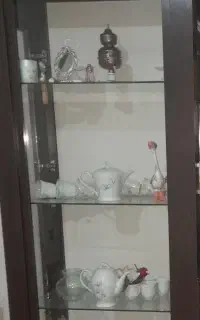 یک گنجه بدون خط خش به فروش میرسد