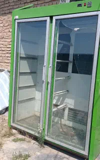 یخچال ایستاده دو‌ درب لبنیاتی و پروتیینی