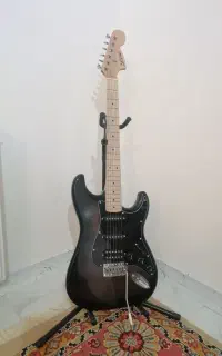 گیتار الکتریک Lea