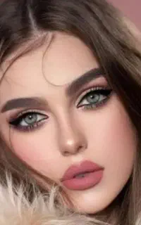 مدلینگ میکاپ هستم