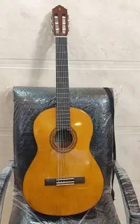 فروش گیتار YAMAHA C40