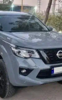 نیسان ترا ۱۴۰۴ بدون رنگ