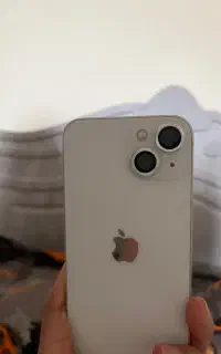 ایفون ۱۳ تمیز