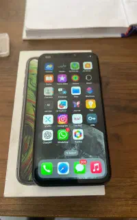 ایفون xs 256g تمیز در‌حد