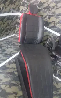 صندلی اصلاح در حد نو