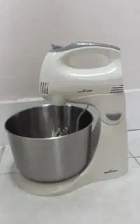 همزن کاسه ای
