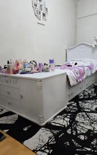 تخت و کمد بچه