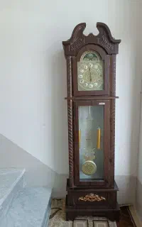 ساعت ایستاده