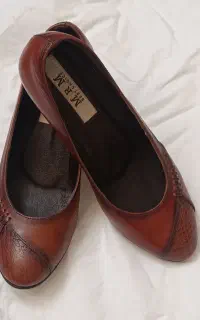 کفش چرمی زنانه
