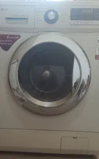 لباسشویی ال جی درحد نو و کاملا تمیز