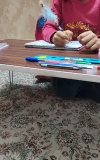 سفارش میز تحریر پایه کوتاه تاشوبرای لب تاب