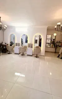 واگذاری لاین و اتاق در سالن زیبایی