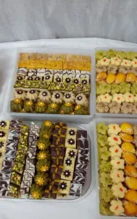 شیرینی و کلمپه خانگی