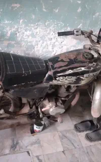 موتور سیکلت ۱۲۵ کویر مدل اخر۸۲