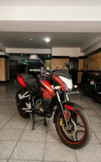 موتور Ns150 بیمه تا آخر سال