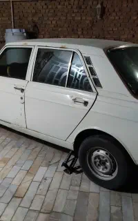 پیکان سواری مدل ۸۳