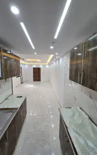 یک واحد ۵۰ متری