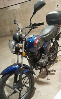 یک دستگاه موتورسیکلت