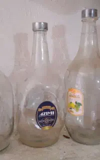 بطری شیشه ای