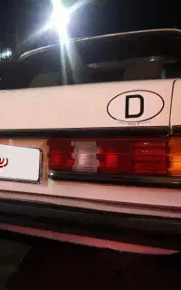 بنز کلاسیک دانشجویی w123 درجه یک