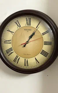 ساعت دیواری