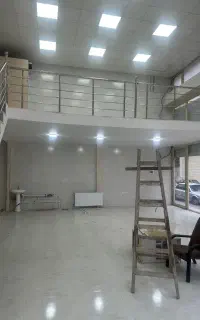 مغازه دونبش سه دهنه 83متری سه راه مورخی