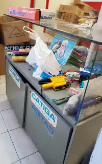 کمد شیشه ای