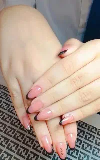 کاشت ناخون فقط 300بابهترین متریال
