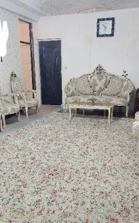 مبل سلطنتی و میز عسلی