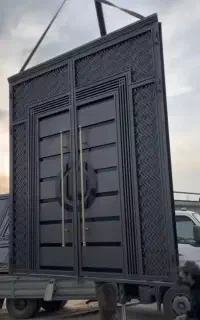 درب چوبی لولا اهنکده باغ باغچه
