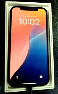 ایفون 12Normal حافظه 128GB باتری 81