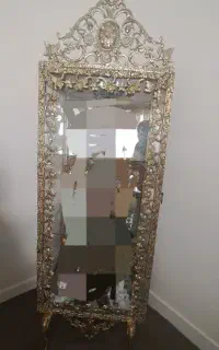 بوفه برنزی