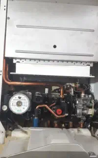 نصاب.سرویس‌کار و تعمیرکار انواع پکیج و اسپلیت