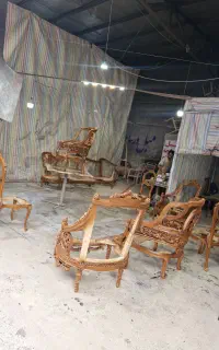 یک نفر رنگکار ماهر وحرفه ای جهت تولیدی مبل(ورساچه)