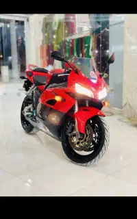 خانم هستم علاقمند به پیشرفت در رشته خودم