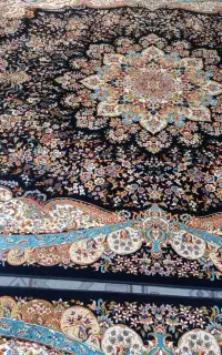 دو عدد فرش ۹ متری