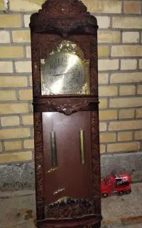 ساعت چوبی دیواری