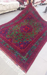 فرش دستباف(بساک)۴ متری نقشه جام شراب مرینوس