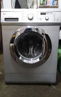 لباسشویی ۷ کیلو LG