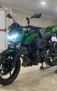کاوازاکی Z250