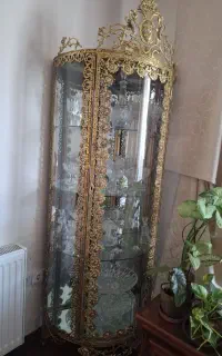 بوفه برنزی