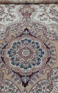 سلام دوعدد فرش دوازده متری