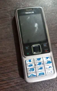 گوشی قدیمی ساده