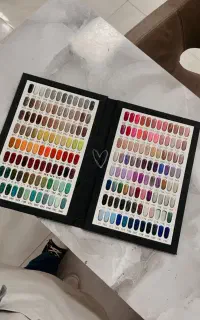 190 عد لاکژل به همراه آلبوم