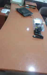 میز چوبی اداری